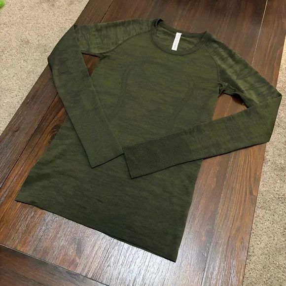 Lululemon Swiftly Tech Long Sleeve Crew Neck Top Thumb Holes Dark Olive Green - Picture 2 of 11